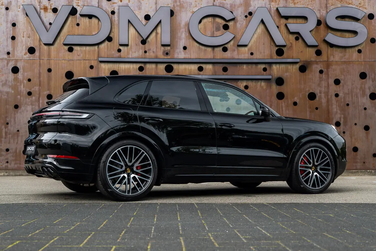 3.0 E-Hybrid | PASM | Soft-Close | Panorama | Chrono | 18-Weg | 360 | HUD | BOSE |
