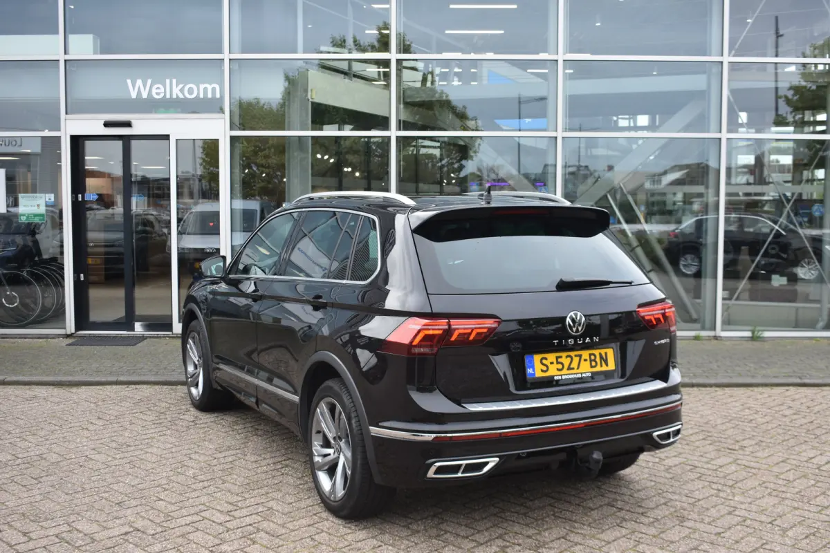 1.4 TSI eHybrid 245PK R-Line Business+ | TREKHAAK | NAVIGATIE | SCM ALARMKLASSE 3 | ADAPT. CRUISE | ELEKTR. A. KLEP | 19 INCH