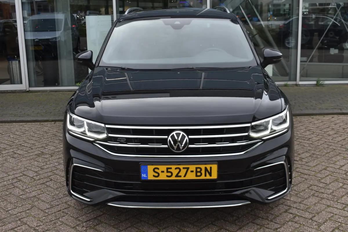 1.4 TSI eHybrid 245PK R-Line Business+ | TREKHAAK | NAVIGATIE | SCM ALARMKLASSE 3 | ADAPT. CRUISE | ELEKTR. A. KLEP | 19 INCH