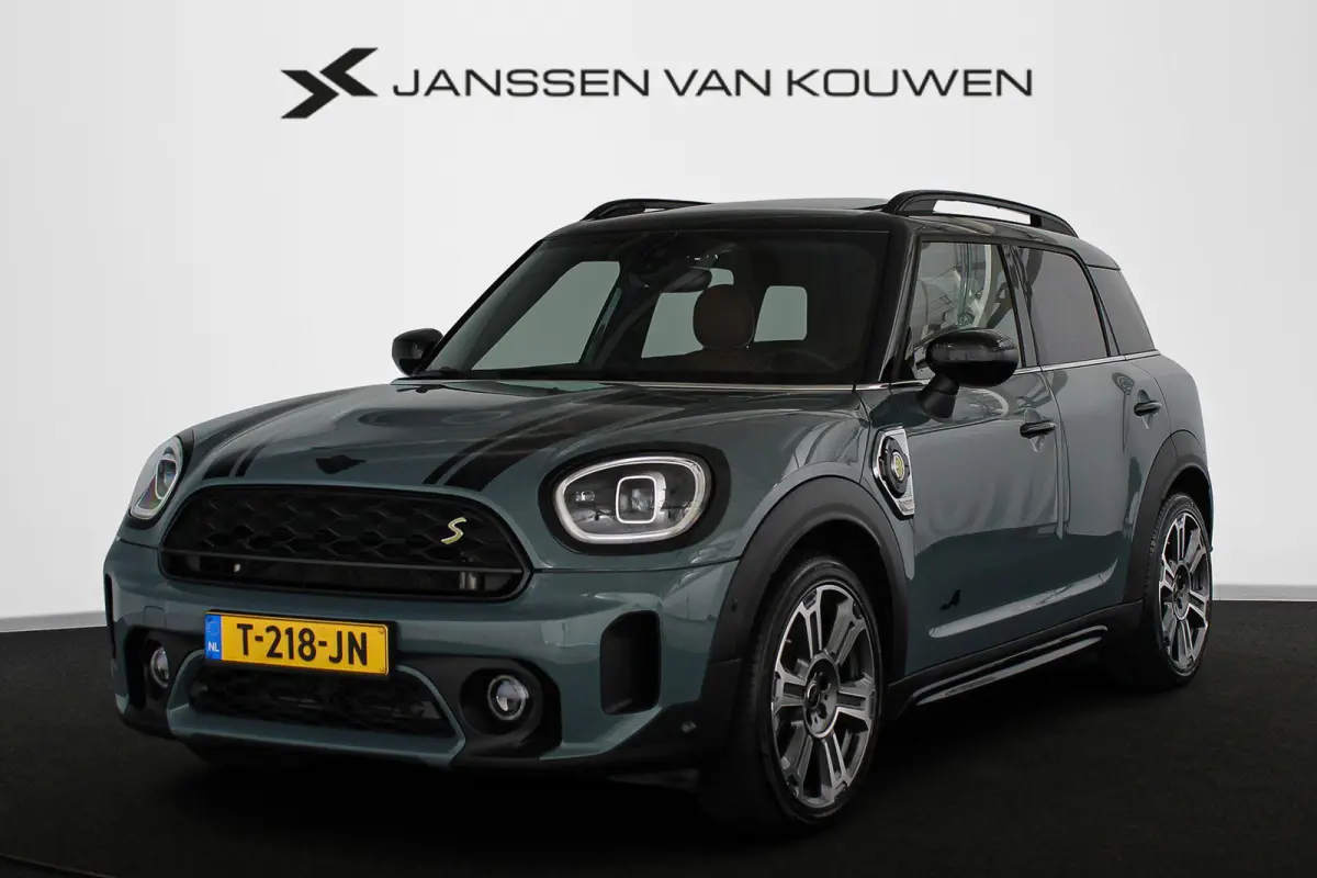 1.5 Cooper ALL4 Classic Pano Leder Harman Kardon Stoelverwarming Camera
