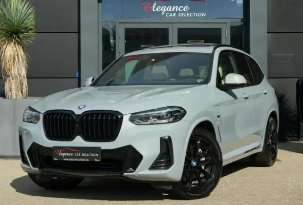 xDrive30e M Sport High Executive | 292 PK | PHEV | PANO | 360° Camera | Leder BMW X3 xDrive30e M Sport High Executive 292 PK Plug-in Hybrid met 2.0 viercilinder benzinemotor en automatische