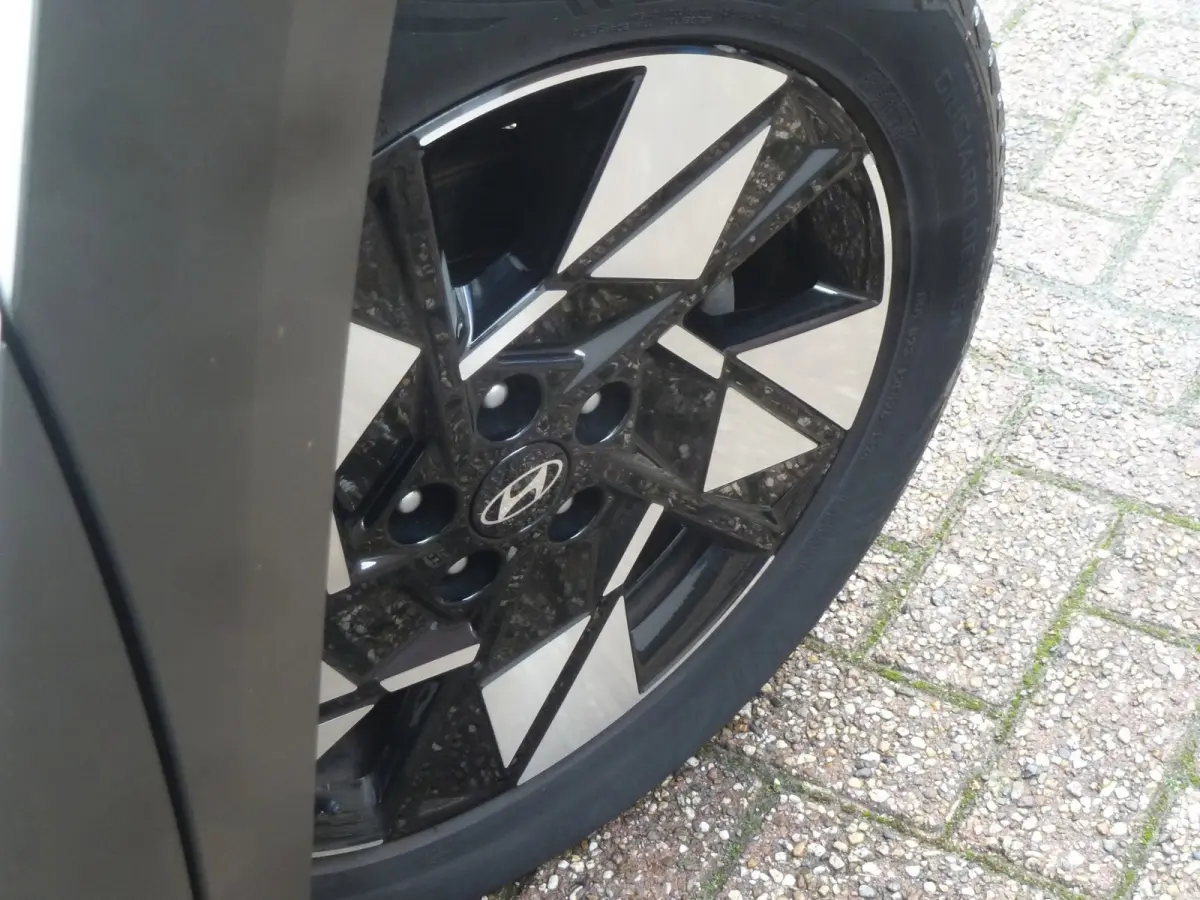 1.6 GDI HEV Comfort Smart|Navi|Camera|Stoel/Stuurverwarming|Adaptive-Cruise|Afn.Trekhaak|Keyless-Entry|28.000km