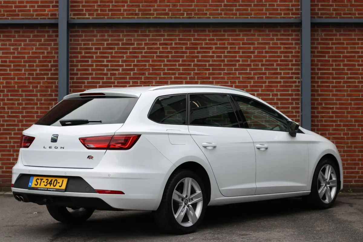 1.4 EcoTSI FR Business Intense |Trekhaak afn. | LED koplampen | Digitaal instrumentenpaneel | Carplay/Android | Cruise Control |