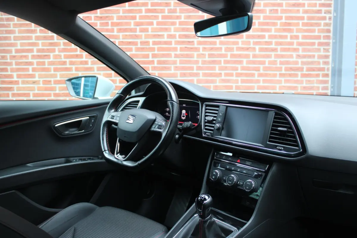 1.4 EcoTSI FR Business Intense |Trekhaak afn. | LED koplampen | Digitaal instrumentenpaneel | Carplay/Android | Cruise Control |