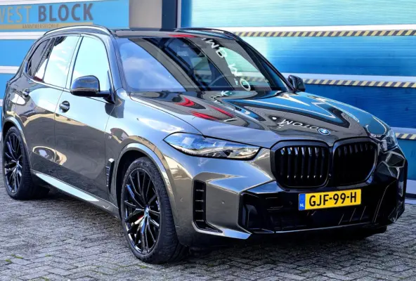 xDrive50e M Sport Pano Hud 360 Alcantara SOH 100%
