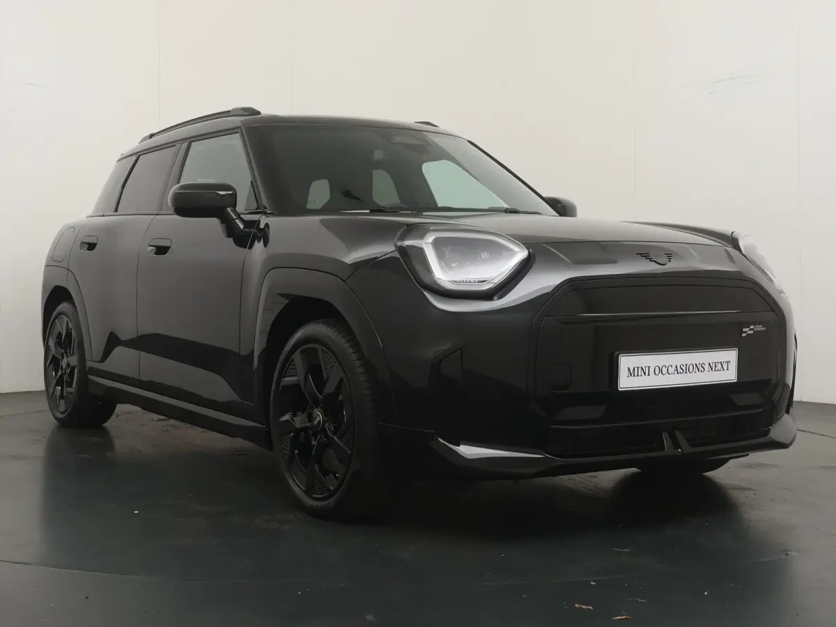 E John Cooper Works Pakket M | Stoel & stuurverwarming | Panoramadak | Getint glas | LED adaptief