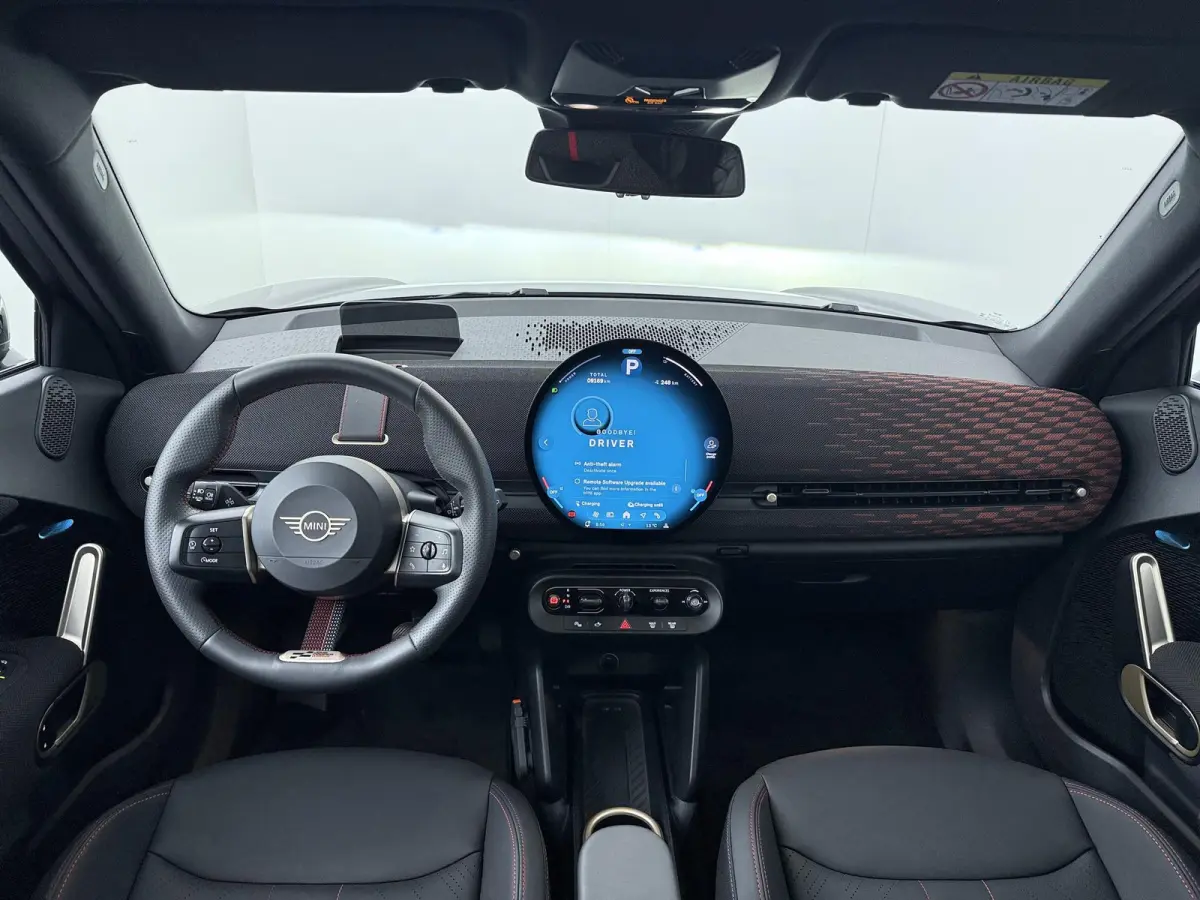 E John Cooper Works Pakket M | Stoel & stuurverwarming | Panoramadak | Getint glas | LED adaptief