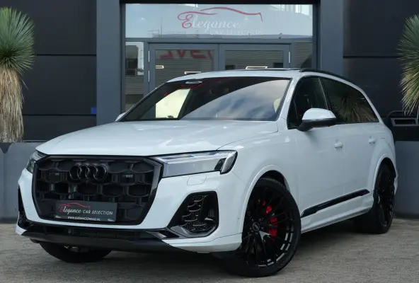 55 TFSI e Quattro Pro Line S | Facelift | 394pk | Pano | Trekhaak | HUD | 360° | Een bijzonder complete en luxe uitgevoerde Audi Q7 55 TFSI e quattro Pro Line S, uitgevoerd in wit metallic 