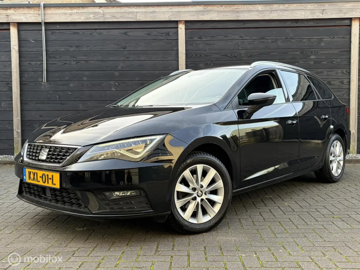 1.0 TSI 115 PK Style Bus. LED koplampen / FM nav / Carplay