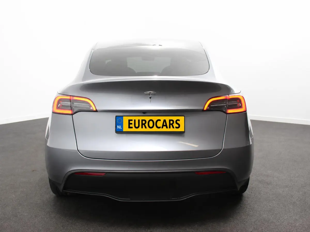 Long Range AWD 75 kWh SOH 93% Climate control Adaptieve cruise control Achteruitrijcamera Panoramadak Keyless Stuurverwarming Stoelverwarming LED Navigatie Parkeersensoren