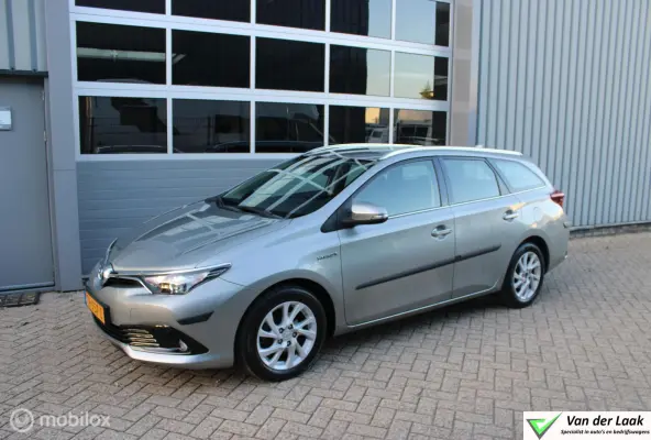 1.8 Hybrid Active | NL Auto Boekjes | Navigatie | Parkeersensoren achter.