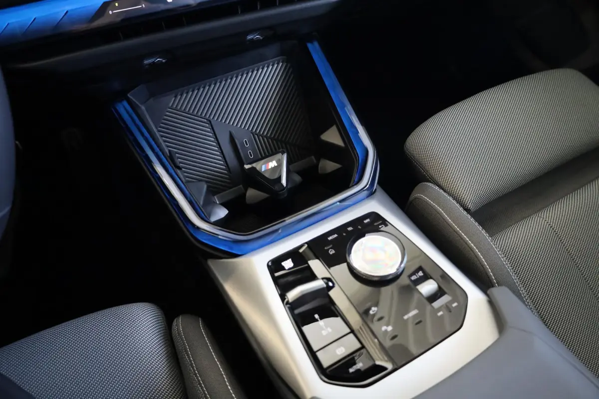 30e xDrive | M Sport Pro | Panorama Dak | Harman/Kardon | Trekhaak