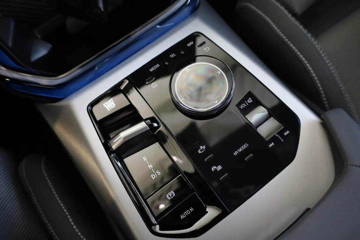 30e xDrive | M Sport Pro | Panorama Dak | Harman/Kardon | Trekhaak