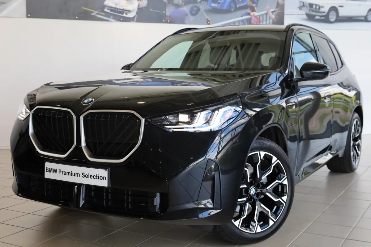 30e xDrive | M Sport Pro | Panorama Dak | Harman/Kardon | Trekhaak