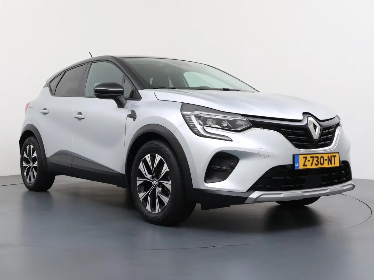 evolution E-Tech hybride 145 | Trekhaak | Parkeercamera | Navigatie | Climate Control |