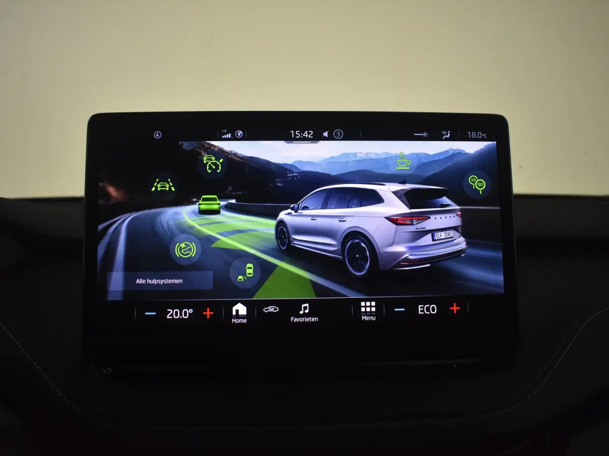 60 Sportline l SOH 91,38% l Camera | 21" l Apple Car Play l Matte kleur l Navi l Sportstoelen l Leder/Alcantara l