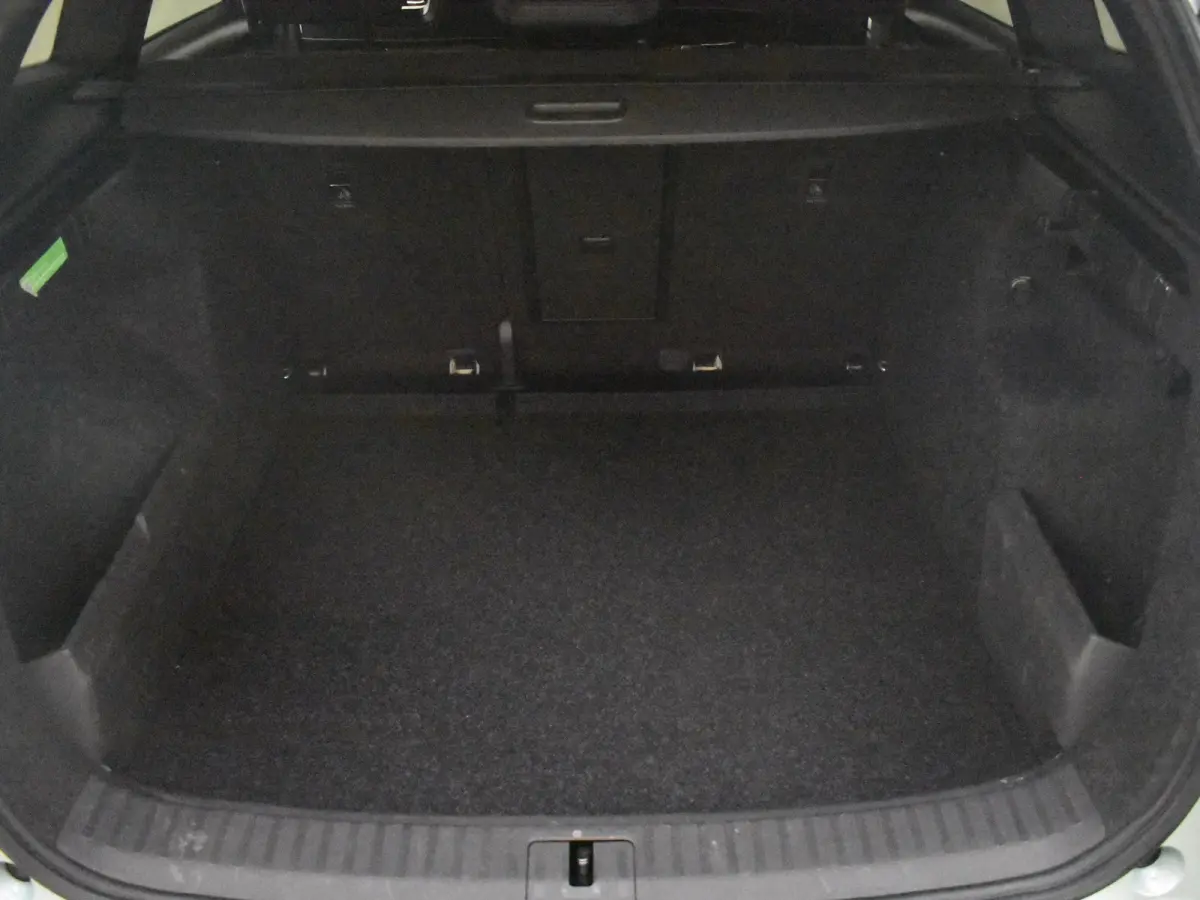 60 Sportline l SOH 91,38% l Camera | 21" l Apple Car Play l Matte kleur l Navi l Sportstoelen l Leder/Alcantara l