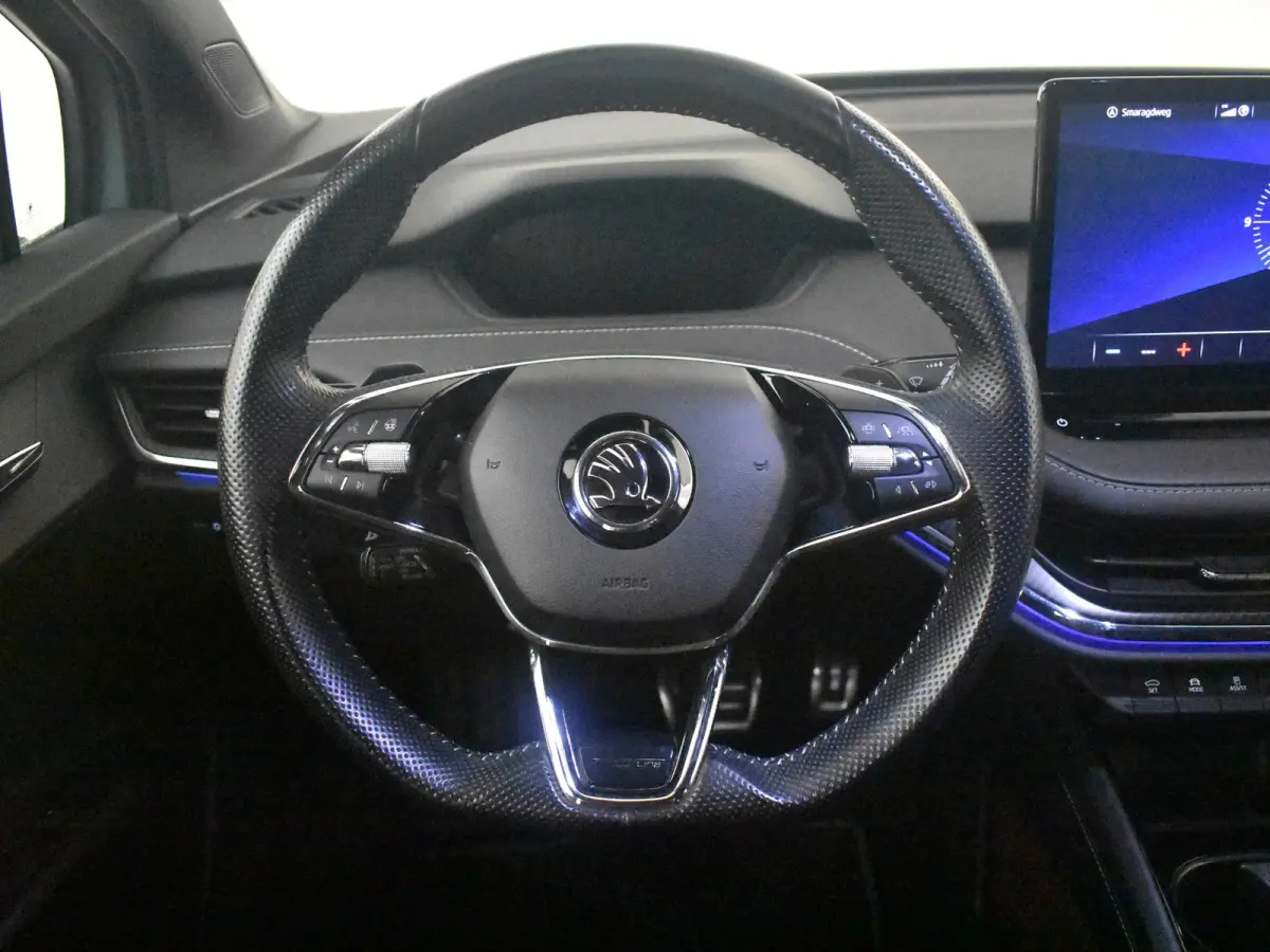 60 Sportline l SOH 91,38% l Camera | 21" l Apple Car Play l Matte kleur l Navi l Sportstoelen l Leder/Alcantara l