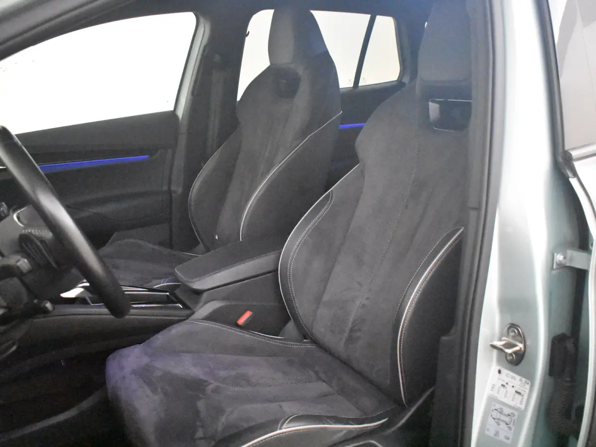 60 Sportline l SOH 91,38% l Camera | 21" l Apple Car Play l Matte kleur l Navi l Sportstoelen l Leder/Alcantara l
