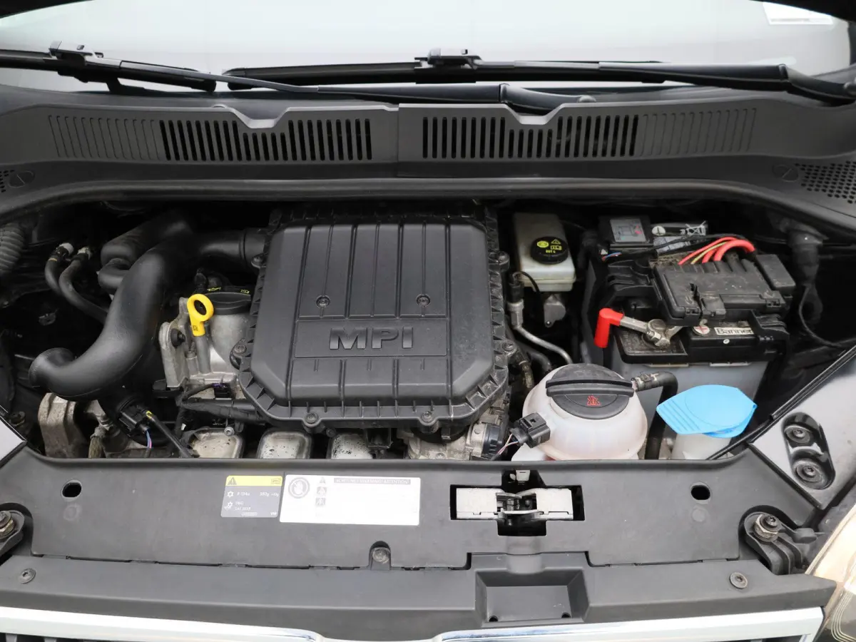 1.0 Greentech Fresh | Airconditioning | Cruise Control | Parkeersensoren | Lichtmetalen Velgen |