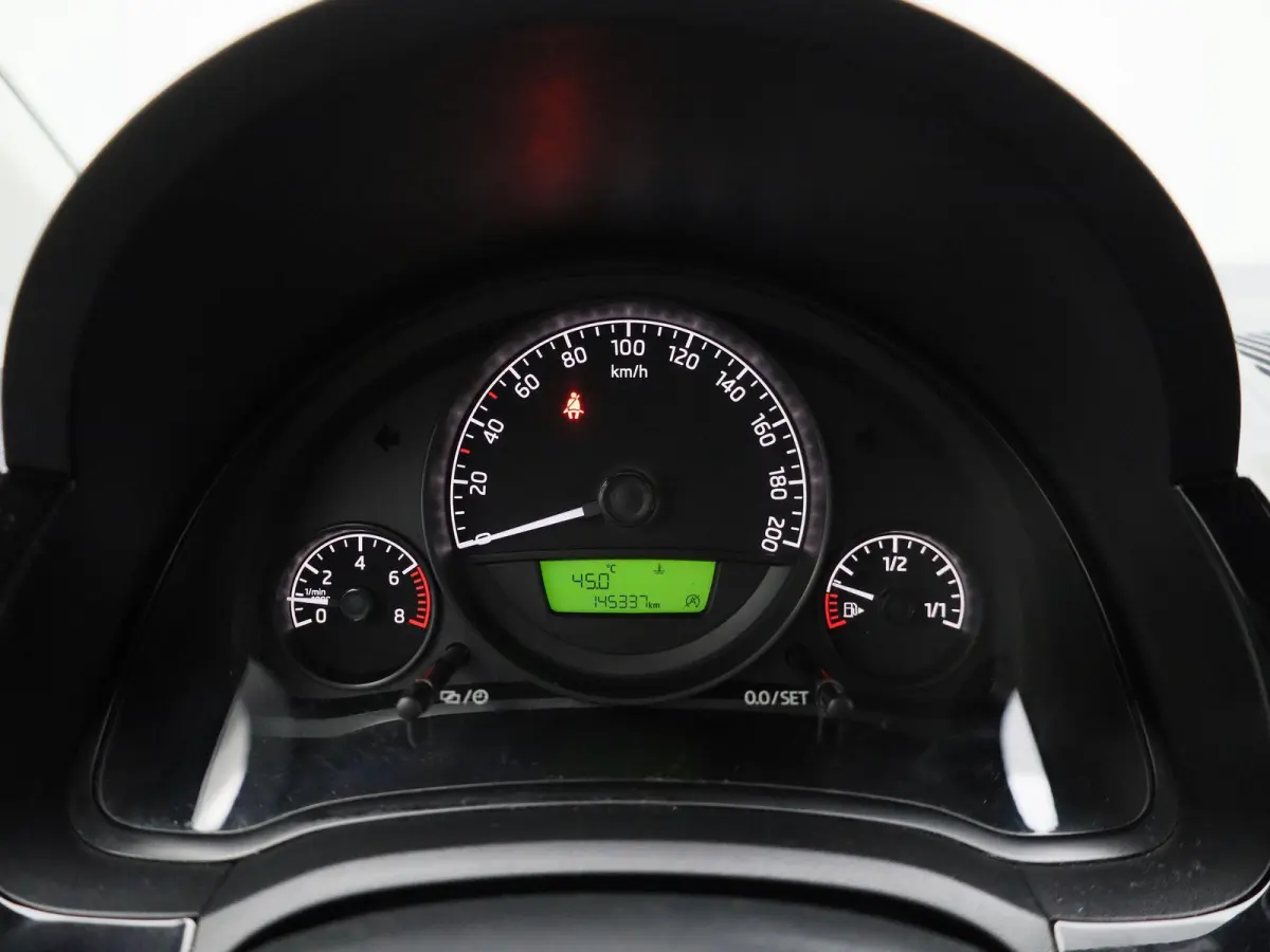 1.0 Greentech Fresh | Airconditioning | Cruise Control | Parkeersensoren | Lichtmetalen Velgen |