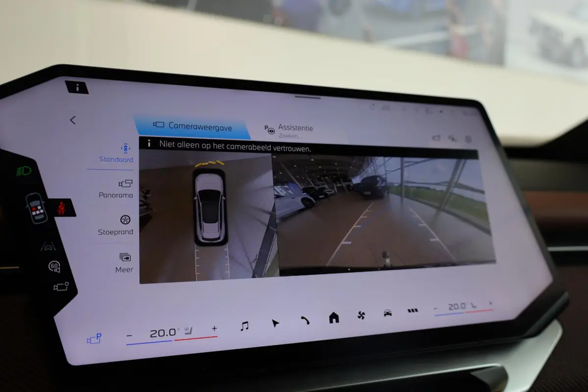 50 xDrive Innovation Pack | M Sportpakket | Elektrische Trekhaak | Panoramadak | Driving Assistant Plus | Parking Assistant professional | Parking Assistant professional | Harman Kardon