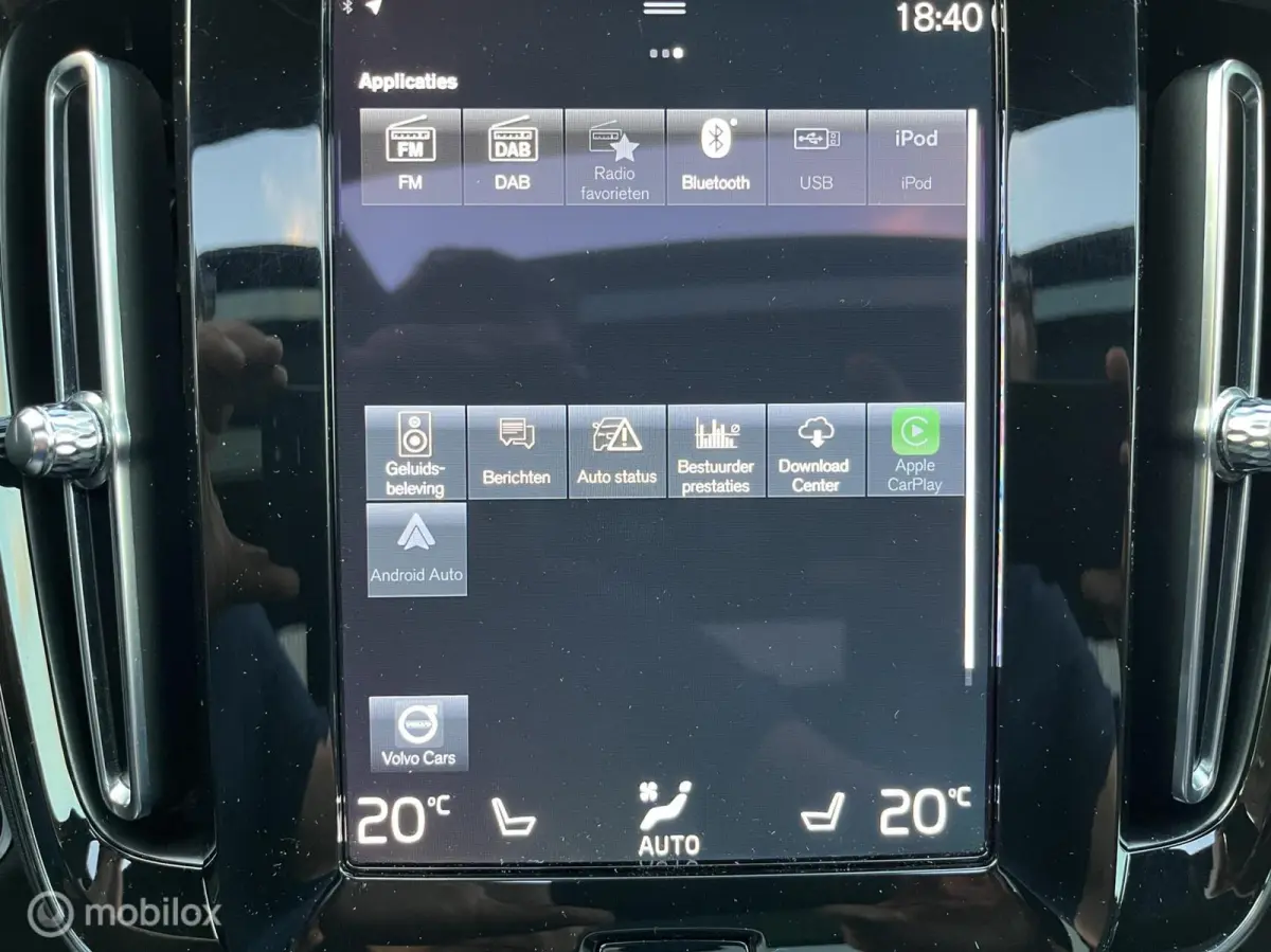 1.5 T4 Plug-in Hybrid 211PK Plus Dark H&K/PANODAK