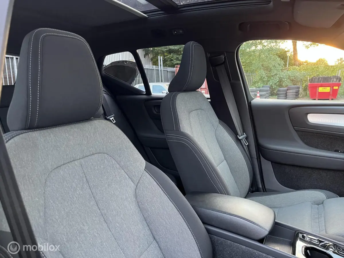 1.5 T4 Plug-in Hybrid 211PK Plus Dark H&K/PANODAK