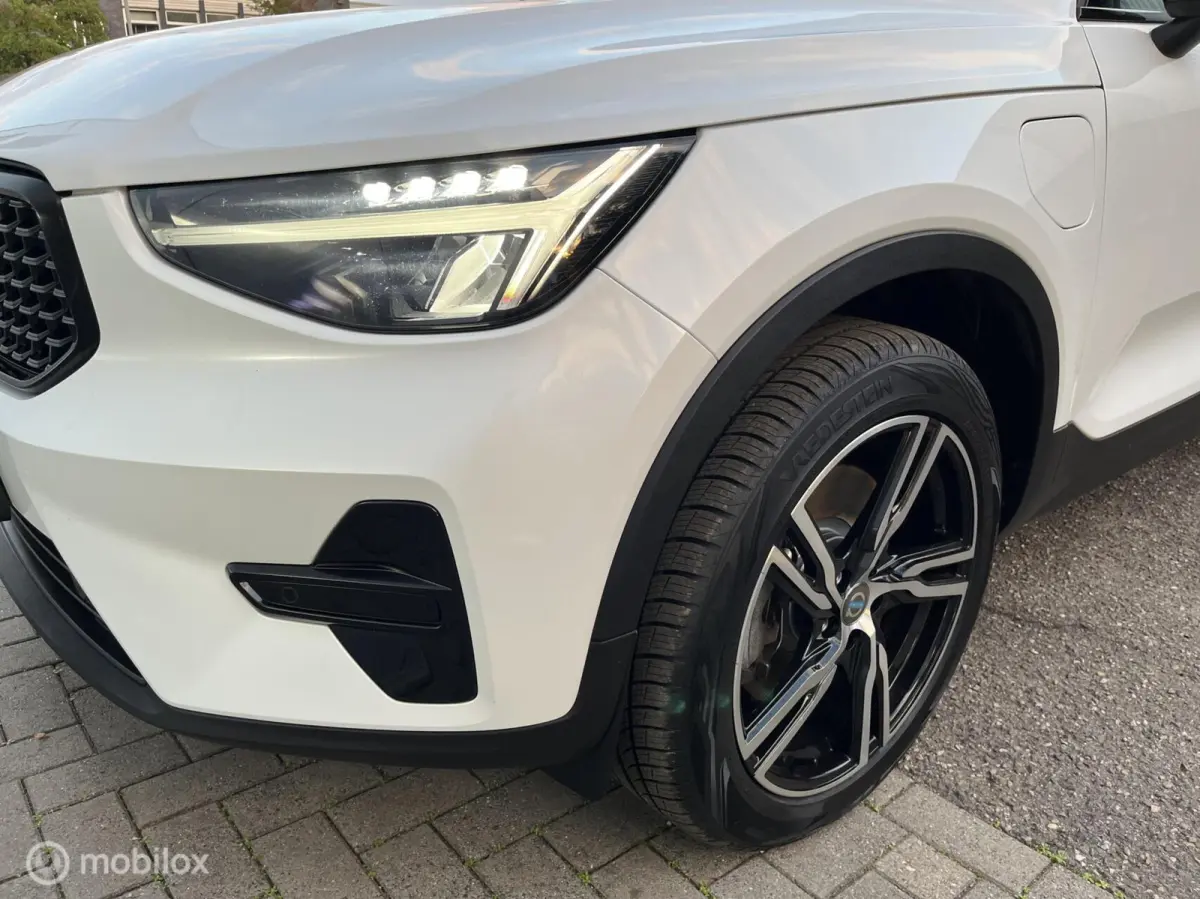 1.5 T4 Plug-in Hybrid 211PK Plus Dark H&K/PANODAK