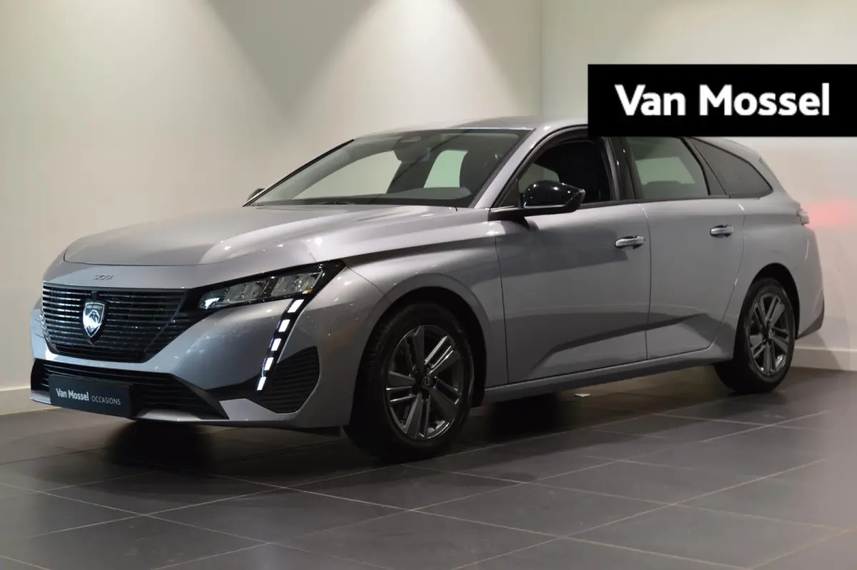 Active Pack Business | 1e-Eig.| Navi |  ECC | comfortstoel(en)  | Apple Carplay/Android Auto | Virtual Cockpit | Cruise Control | DAB |