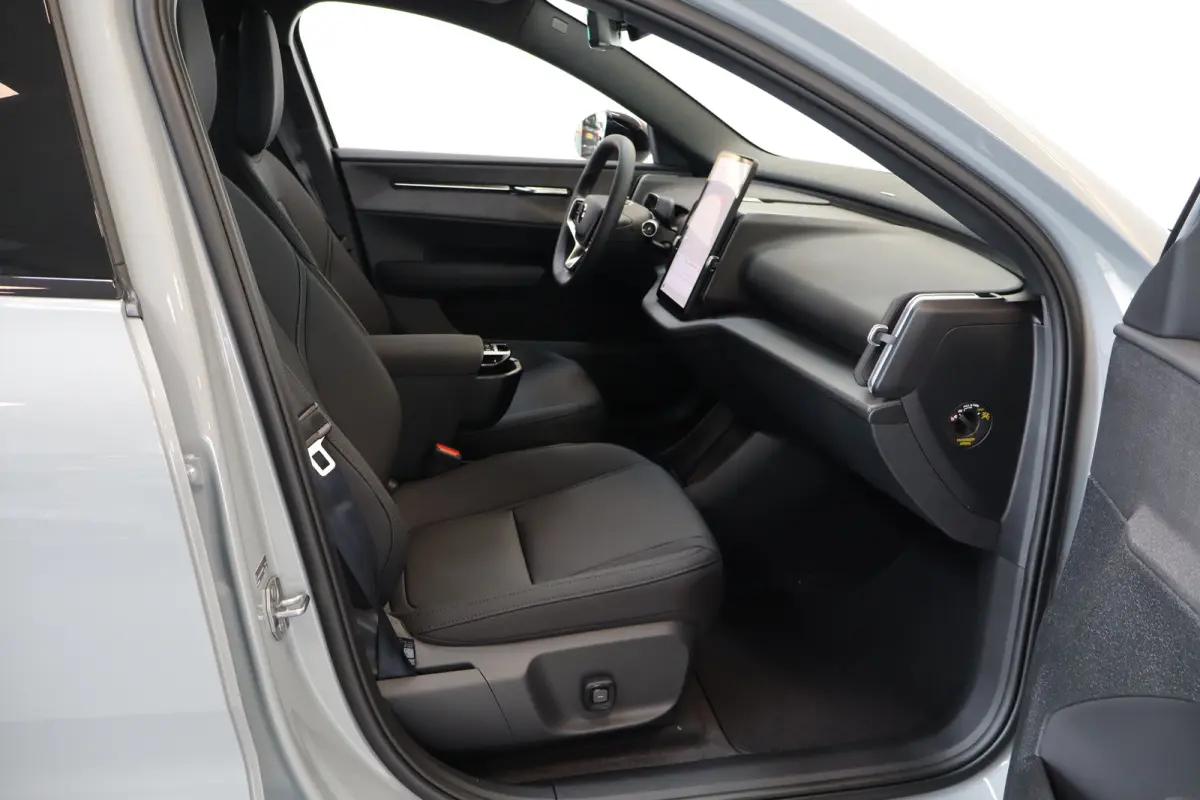 P5 Long Range Plus Europa 69 kWh | Achteruitrijcamera | Alarmsysteem | Apple Carplay/Android Auto|telefoonintegratie premium