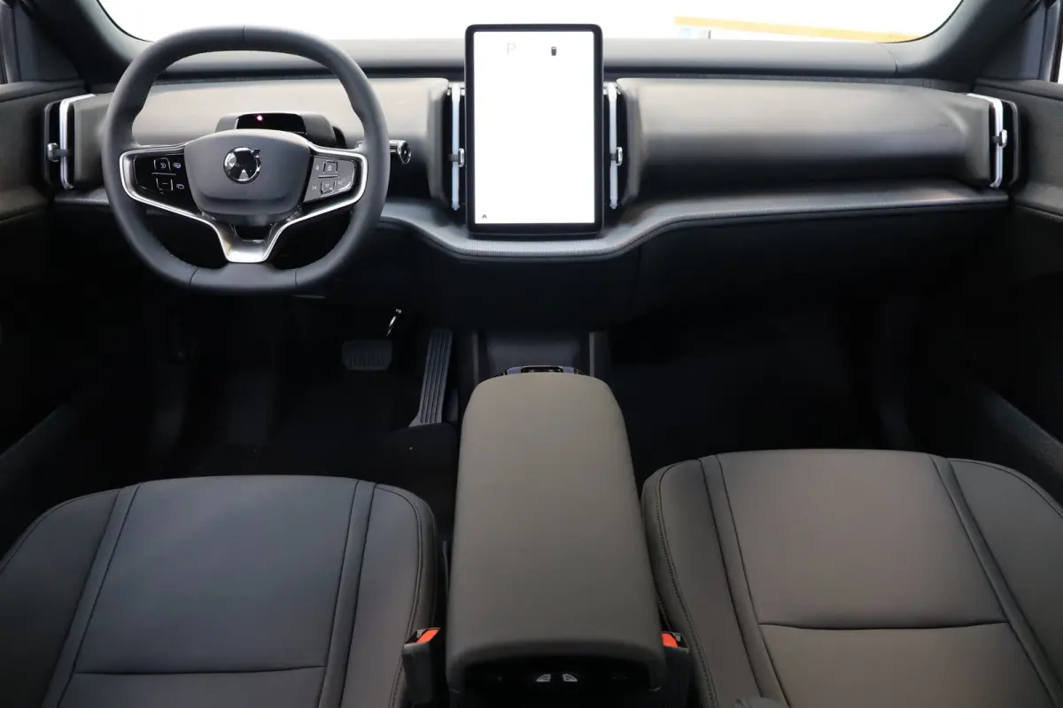 P5 Long Range Plus Europa 69 kWh | Achteruitrijcamera | Alarmsysteem | Apple Carplay/Android Auto|telefoonintegratie premium