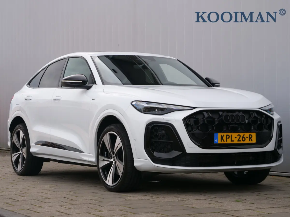 2.0 TFSI e-hybrid quattro S edition 299 Pk Automaat NIEUW MODEL Stoelverwarming / Pano-dak / Adaptive Cruise / Camera's