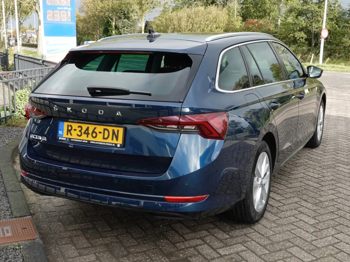 1.0 TSI 110PK Business Edit. Plus NAVI | LED | CLIMA | LMV | PDC