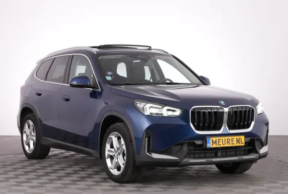 xDrive30e Business Design | PANORAMADAK | LEDER | PHEV *SOH 97.42%* !