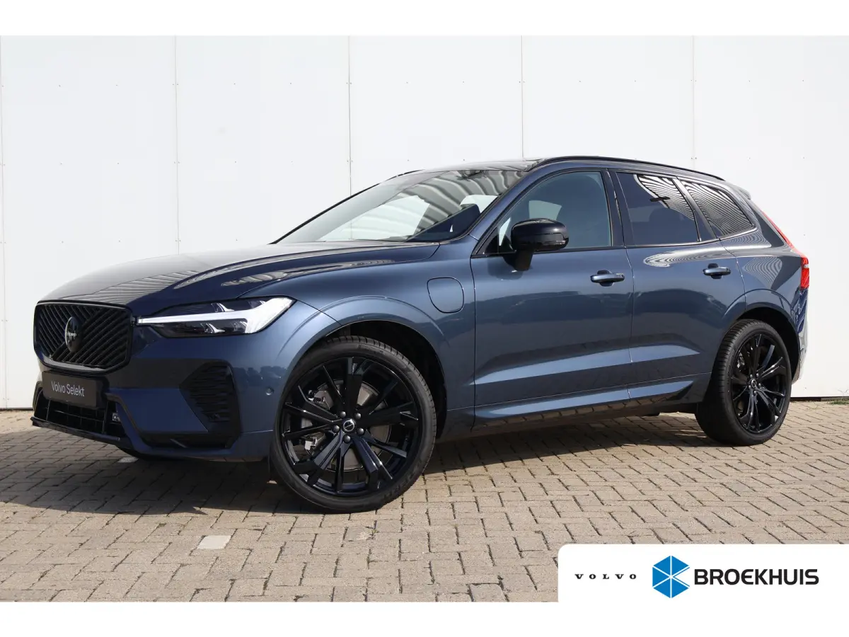 Plus Black Edition Recharge Plug-In Hybrid AWD | Luchtvering | 360 | HUD | H&K | Panodak |
