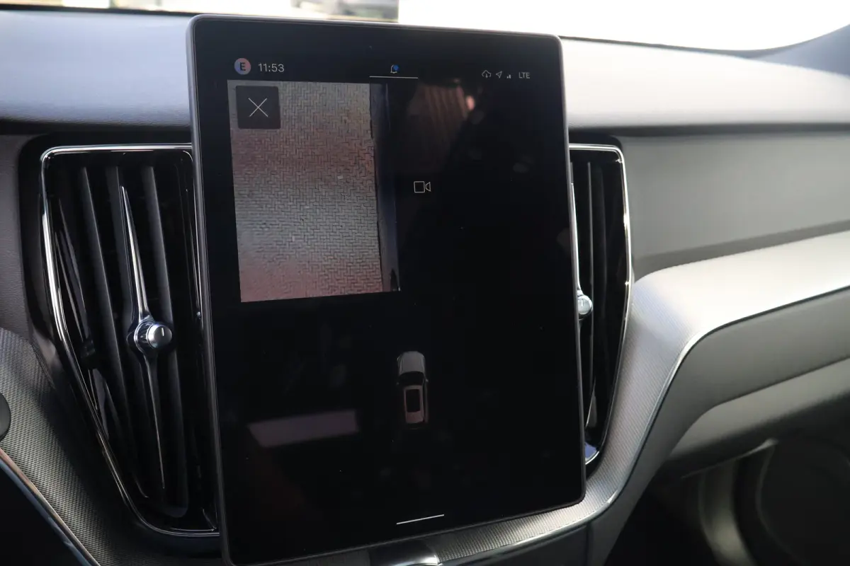 Plus Black Edition Recharge Plug-In Hybrid AWD | Luchtvering | 360 | HUD | H&K | Panodak |