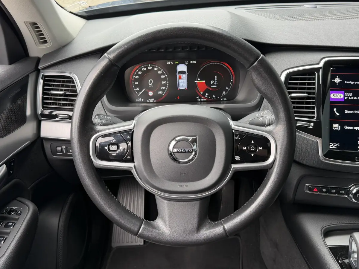2.0 T8 Recharge AWD Inscription Expression 19"/Leder/Trekhaak/Standkachel/Harman Kardon/Camera/Full LED/Apple Carplay & Android Auto/Keyless/Adaptieve cruise