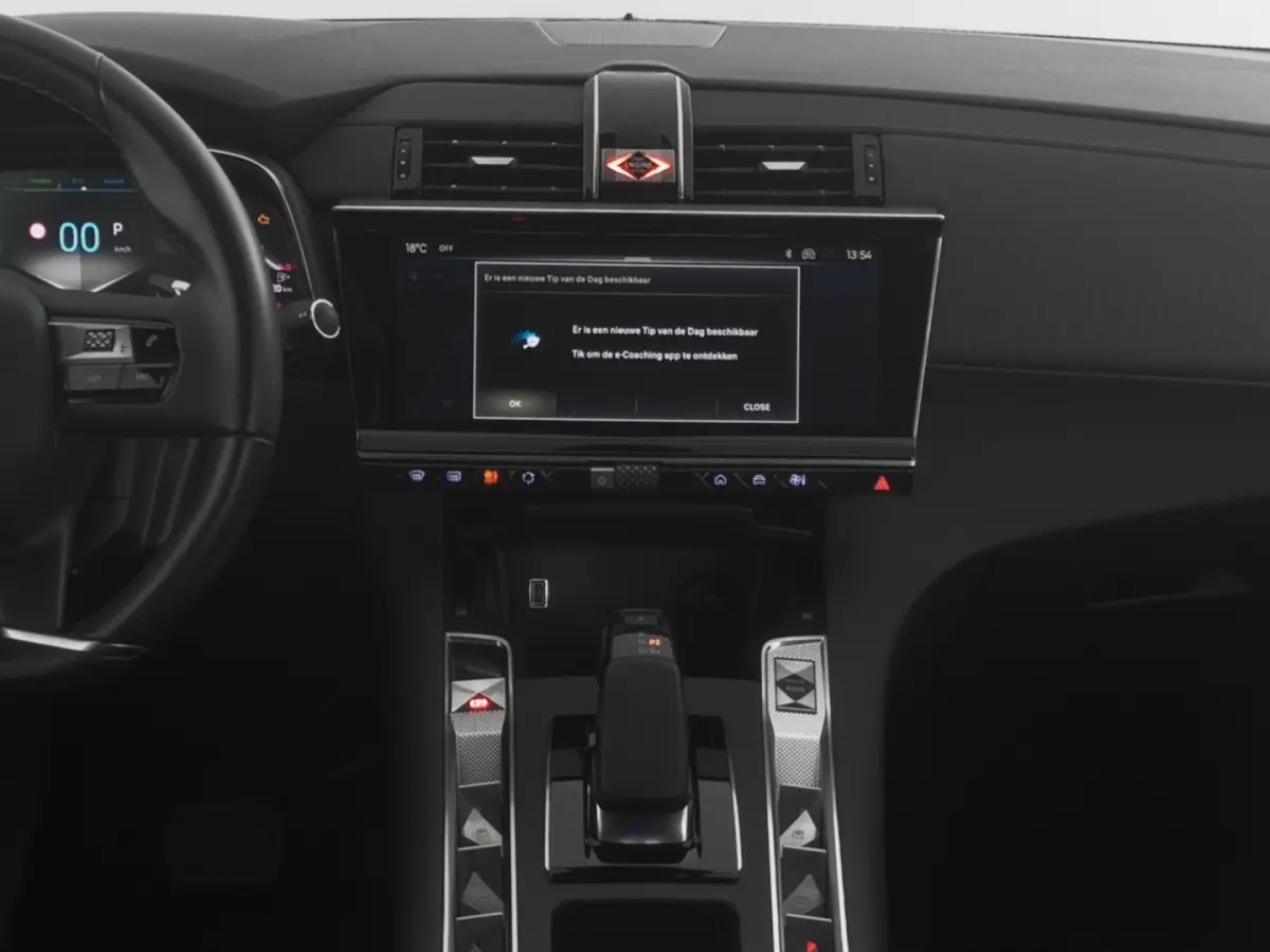 E-Tense 225pk Bastille | Full LED | NAVI | ECC | PHEV