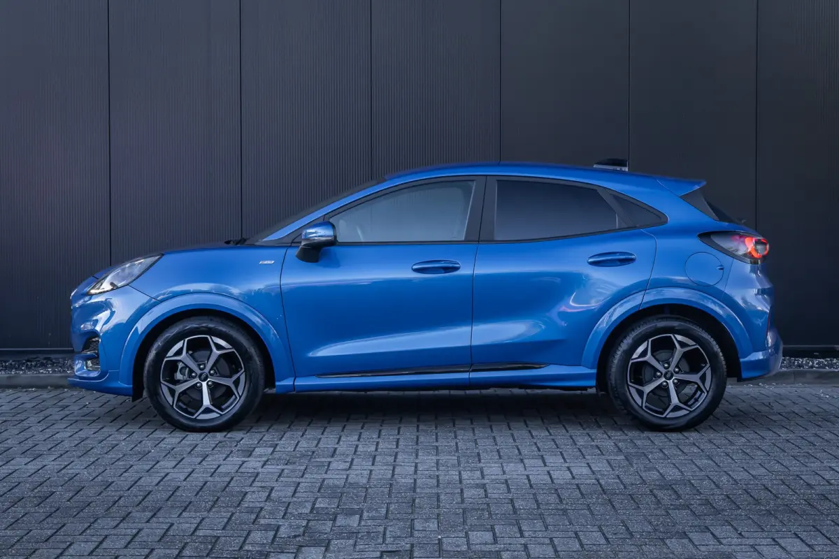1.0 EcoBoost ST-Line | Automaat | Full LED | Winter-pack | Privacy-glass | Parkeercamera | Apple carplay / andriod auto
