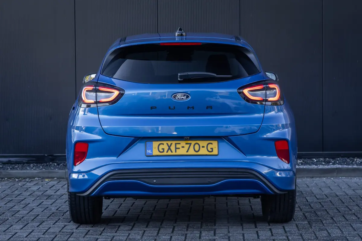 1.0 EcoBoost ST-Line | Automaat | Full LED | Winter-pack | Privacy-glass | Parkeercamera | Apple carplay / andriod auto