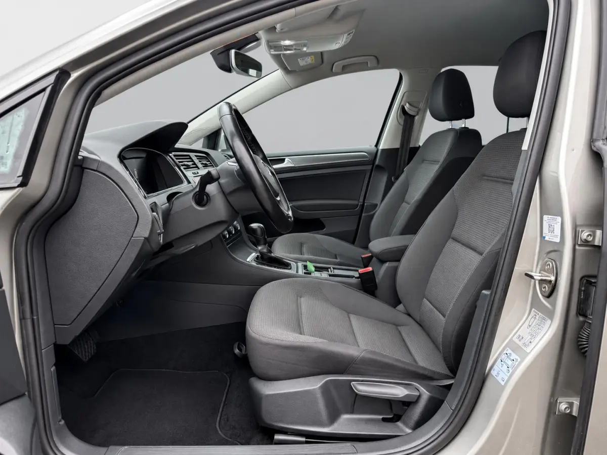 E-DITION 90,2% | Adaptive Cruise | Virtual Cockpit | CCS Snelladen | PDC | Stoelverwarming | Dealeronderhouden | 1e Eigenaar | NL Auto |
