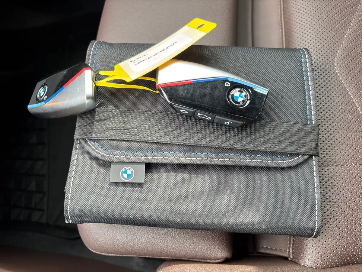 XDrive30 M Sport - Mineralweiss - Leder/Trekhaak - Nwstaat