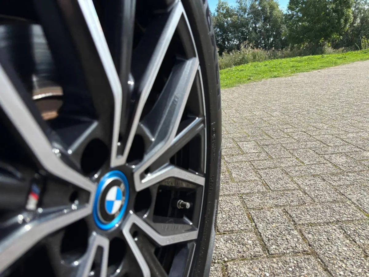 XDrive30 M Sport - Mineralweiss - Leder/Trekhaak - Nwstaat