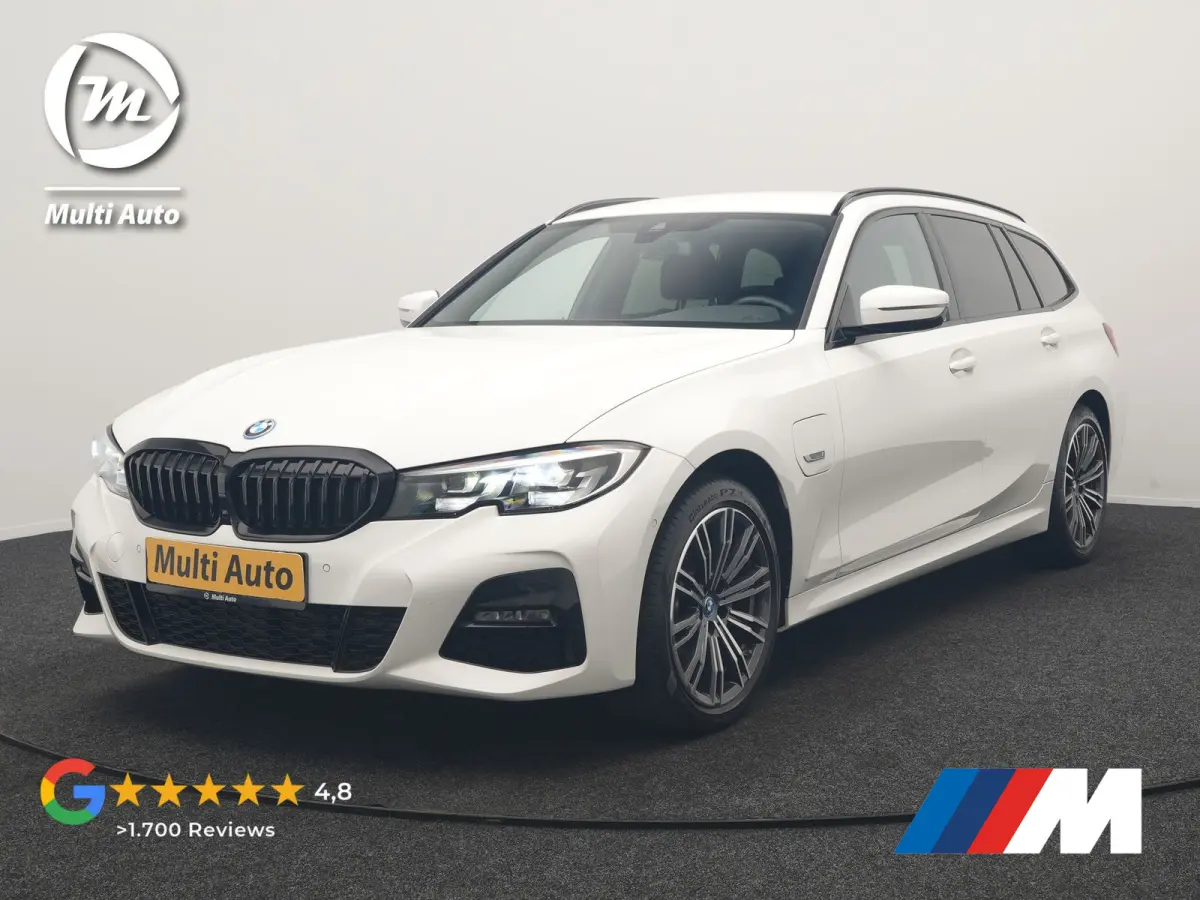 320e xDrive M Sport PHEV Dealer O.H. | Camera | Alcantara Sportstoelen & Stuur Verwarmd | Sfeerverlichting | Keyless | Blis | Apple Carplay | Navigatie | DAB | 18"L.M | Plug In Hybrid |