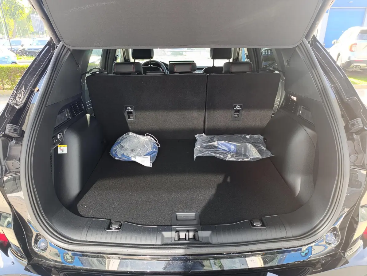 2.5 PHEV ST-Line X | Elek. trekhaak | Adaptieve Cruise | Stoel/stuur vooruitverwarming | AGR Stoelen met geheugen | Dodehoekdetectie | B&O Audio