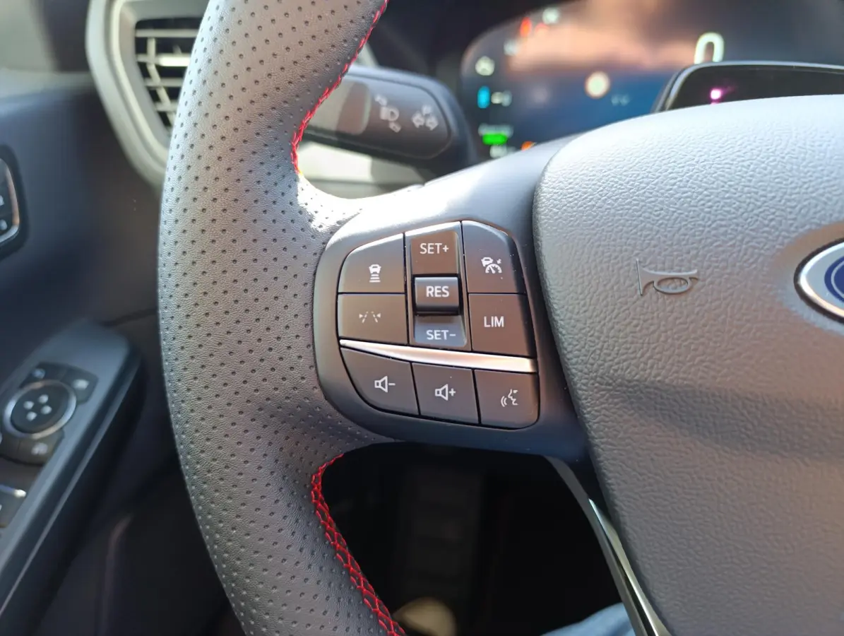 2.5 PHEV ST-Line X | Elek. trekhaak | Adaptieve Cruise | Stoel/stuur vooruitverwarming | AGR Stoelen met geheugen | Dodehoekdetectie | B&O Audio