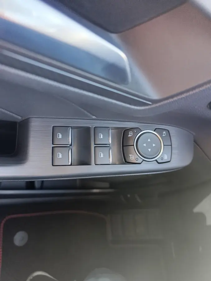 2.5 PHEV ST-Line X | Elek. trekhaak | Adaptieve Cruise | Stoel/stuur vooruitverwarming | AGR Stoelen met geheugen | Dodehoekdetectie | B&O Audio