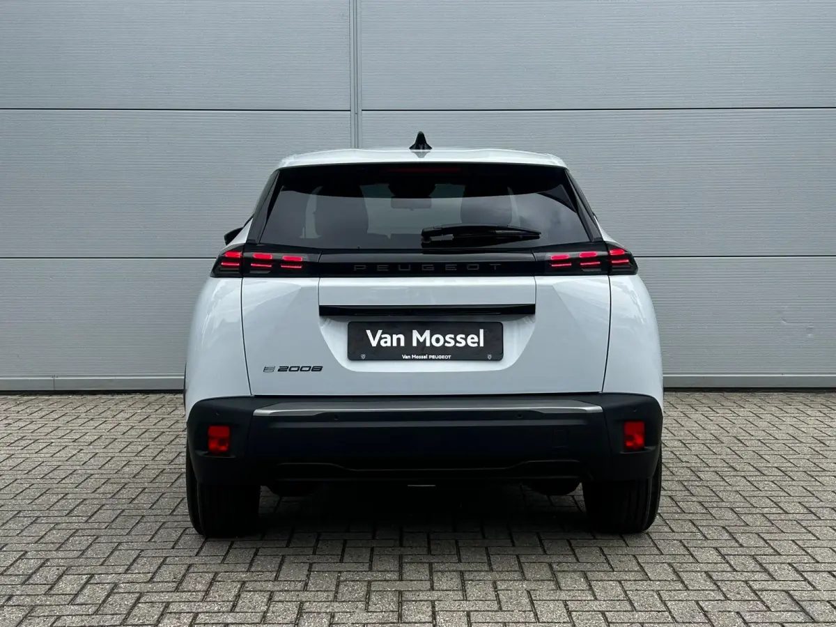 EV Business 54 kWh | 3 fase lader | Camera | Cruise Control | Apple Carplay/Android Auto