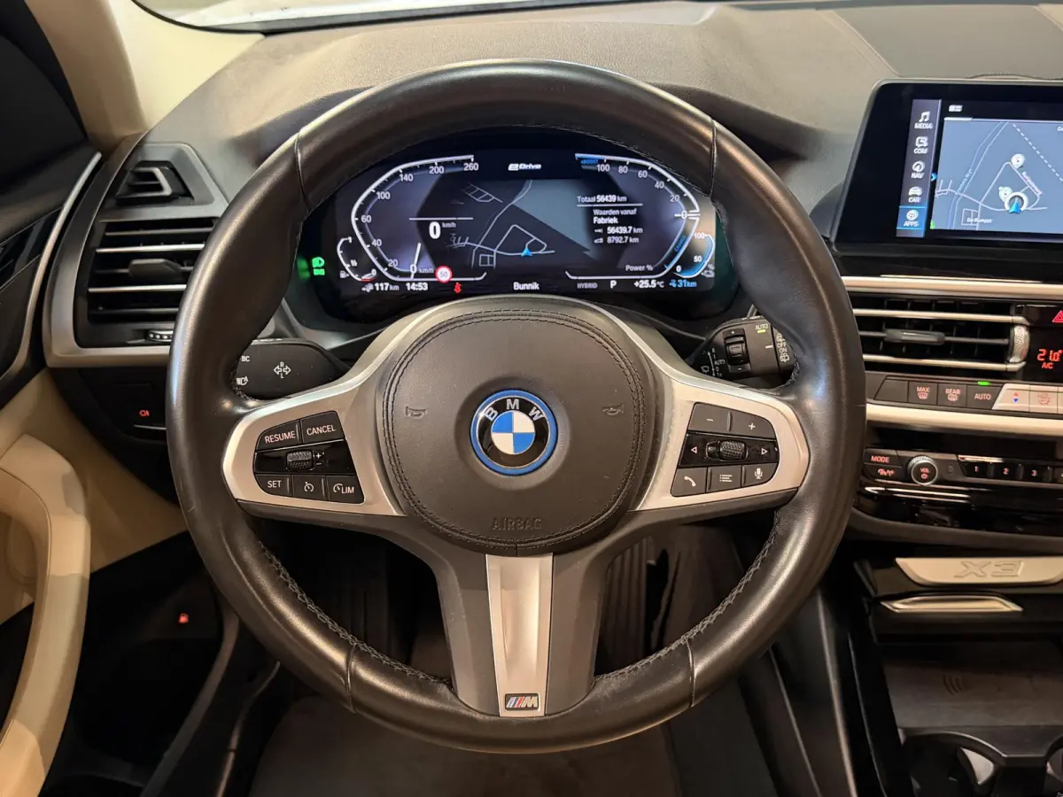 xDrive30e 18"/SOH 95%/Leder/Dodehoek/Camera/Keyless/LED/Navigatie